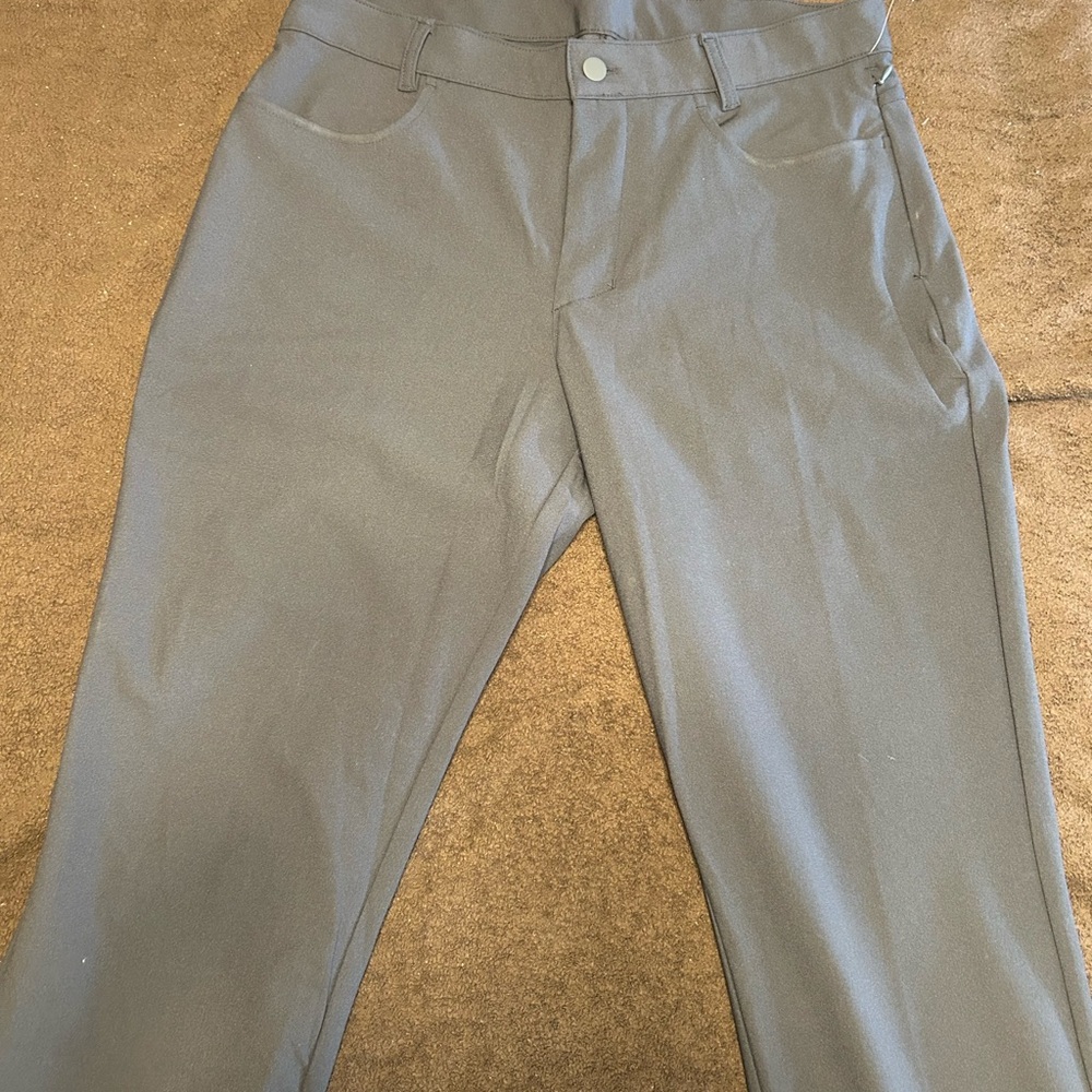 Men’s golf pants